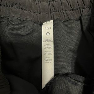 Lululemon hottie hot shorts size 8 black.